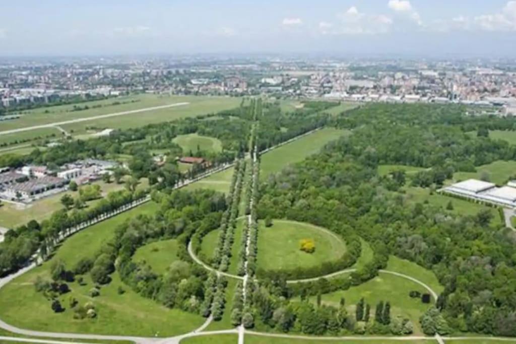Apartment 13th Floor, Garage Gratis, Metro M5 A 200mt, Giardino Giochi, Bicocca *