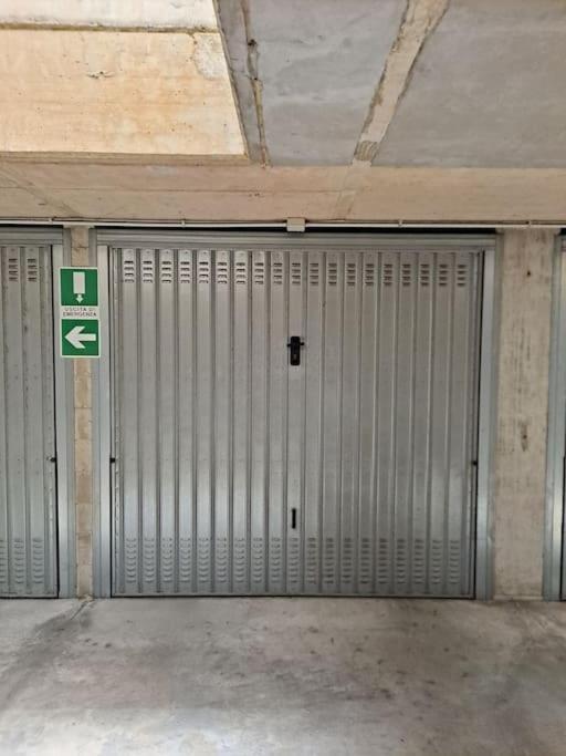 13th Floor, Garage Gratis, Metro M5 A 200mt, Giardino Giochi, Bicocca Apartment
